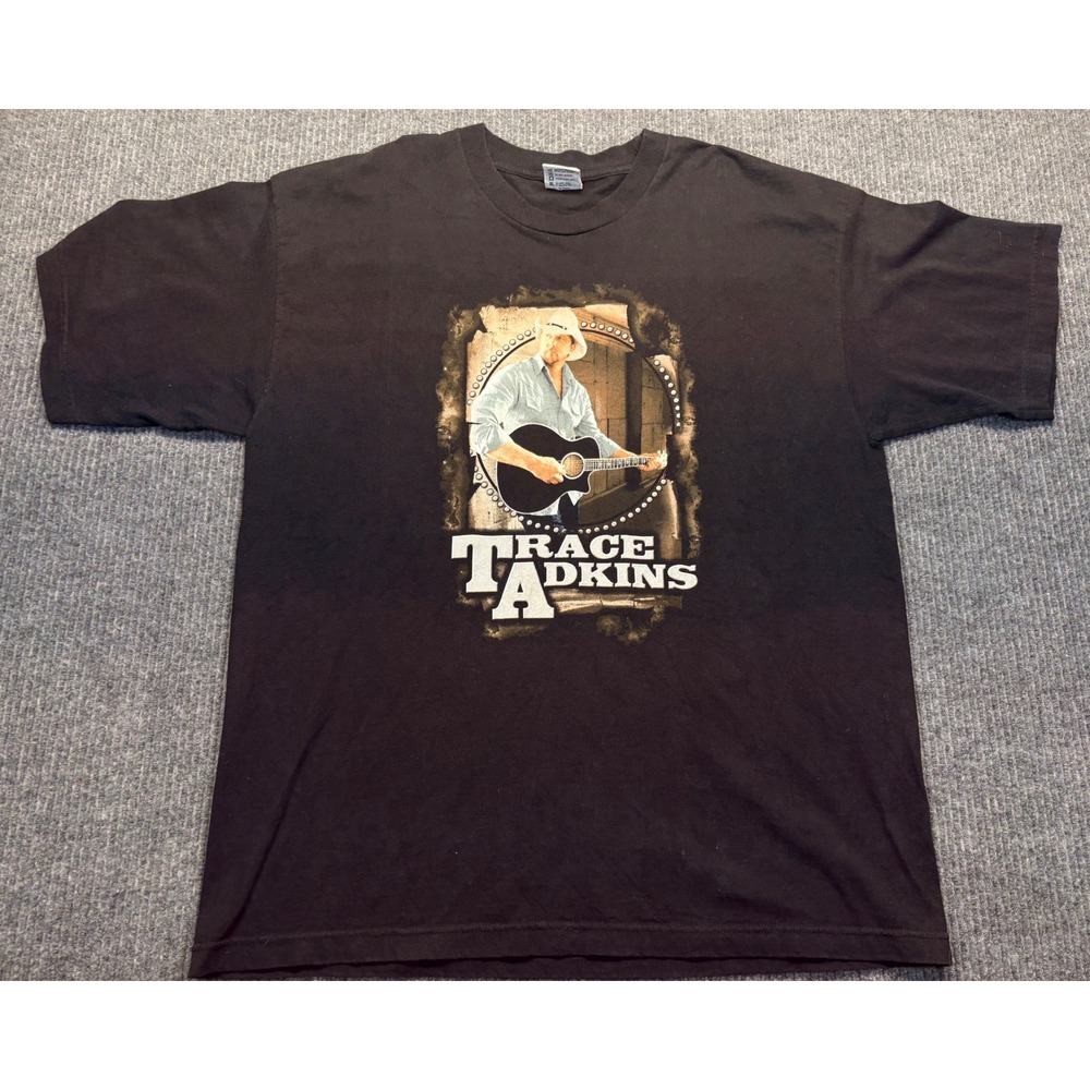 Trace Adkins Cowboy's Back In Town 2010 Tour T-Shirt Mens 2XL Black Bayside USA